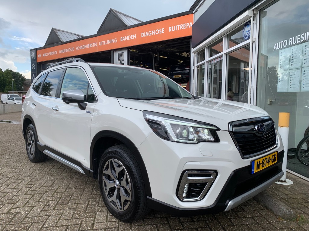 SUBARU-FORESTER-2.0I E-BOXER PREMIUM