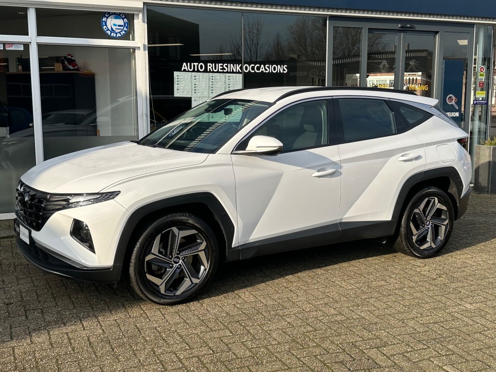 HYUNDAI-TUCSON-1.6 T-GDI PHEV COMF PLUG-IN
