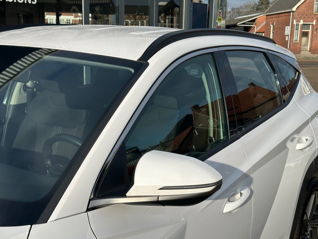HYUNDAI-TUCSON-1.6 T-GDI PHEV COMF PLUG-IN