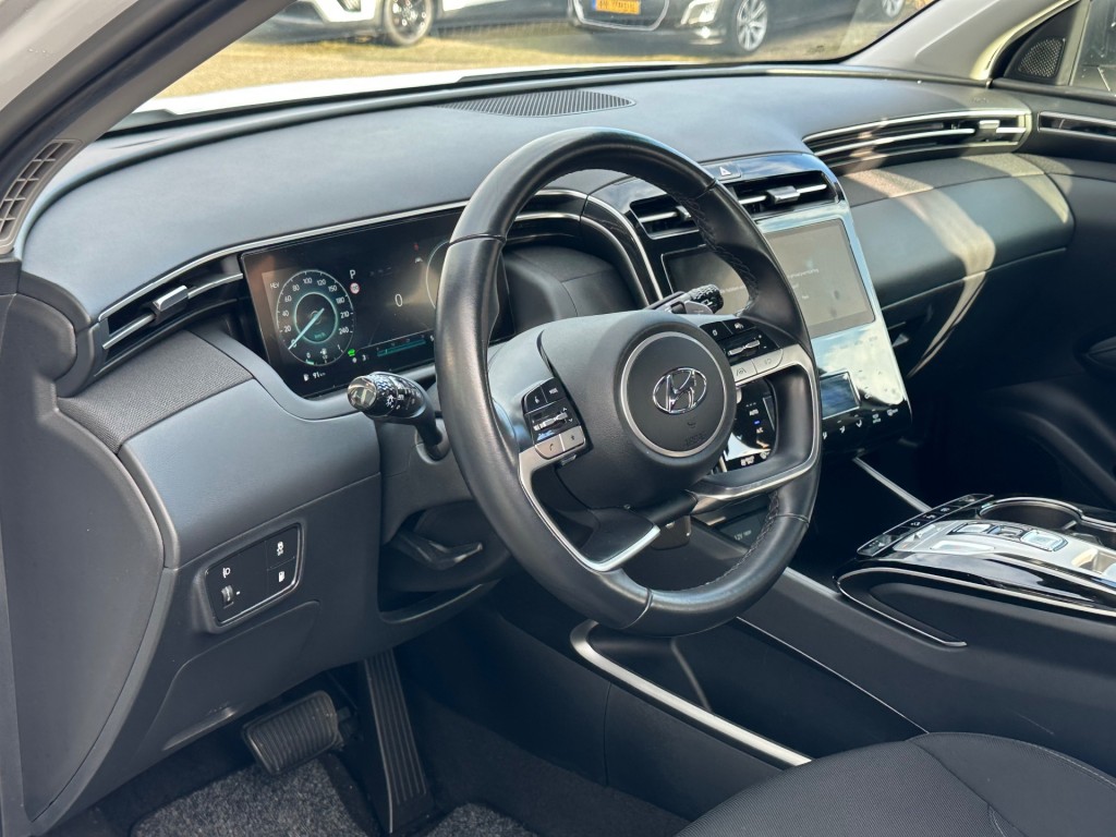 HYUNDAI-TUCSON-1.6 T-GDI PHEV COMF PLUG-IN
