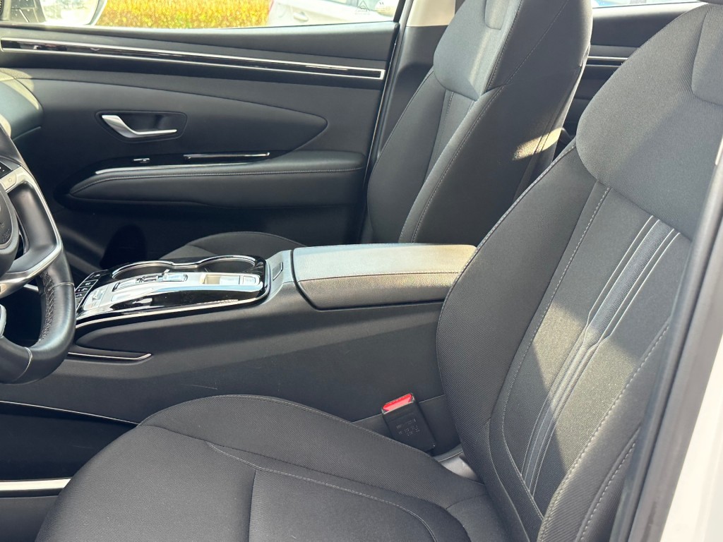 HYUNDAI-TUCSON-1.6 T-GDI PHEV COMF PLUG-IN