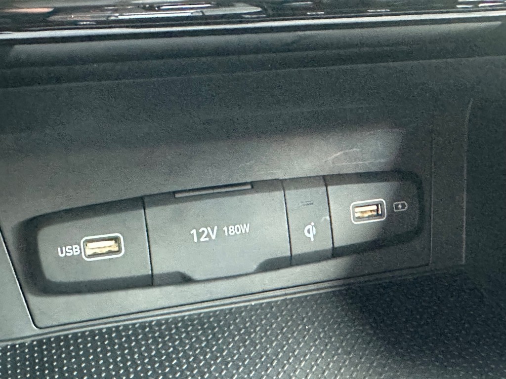 HYUNDAI-TUCSON-1.6 T-GDI PHEV COMF PLUG-IN