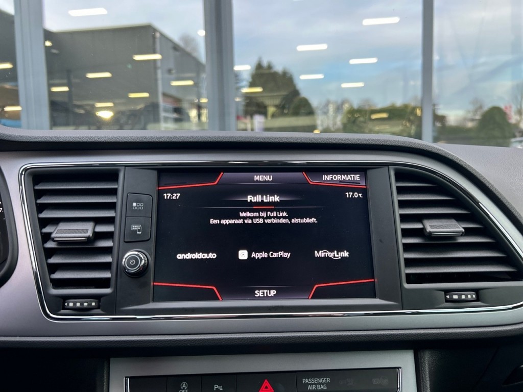 SEAT-LEON-1.5 TSI DSG XCELLENCE LEDEREN/CAMERA/TREKHAAK/NAVI/CARPLAY/