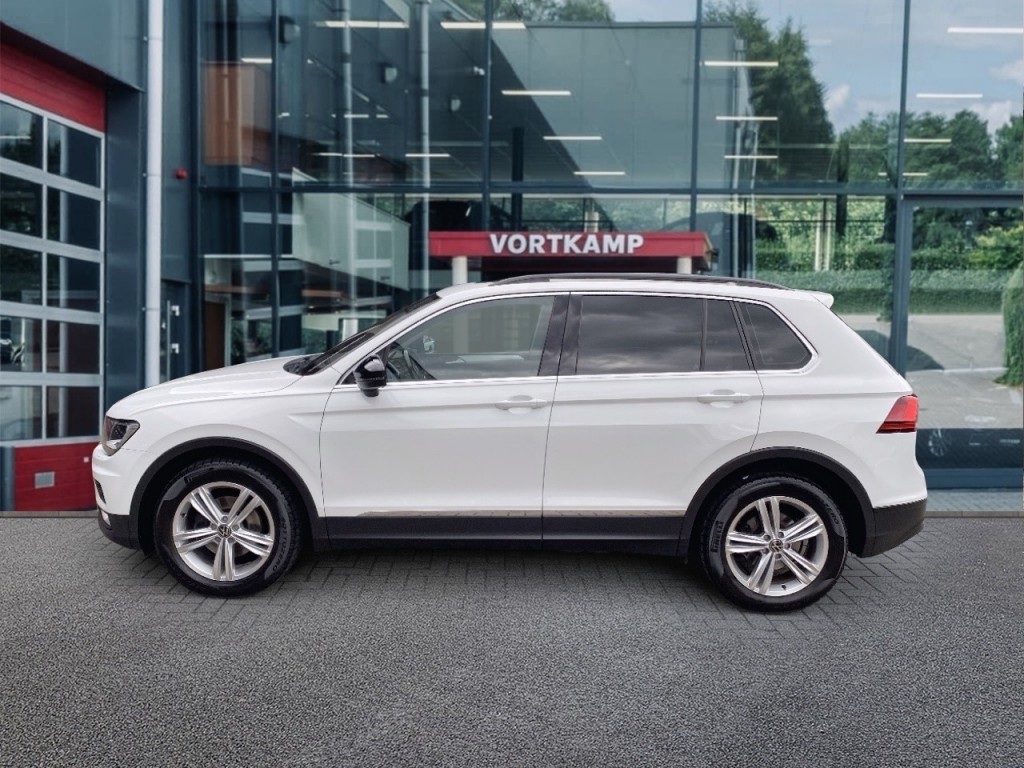 VOLKSWAGEN-TIGUAN-1.4 TSI DSG HIGHLINE PANO-DAK/NAVI/STOELVERW/ACC/PDC