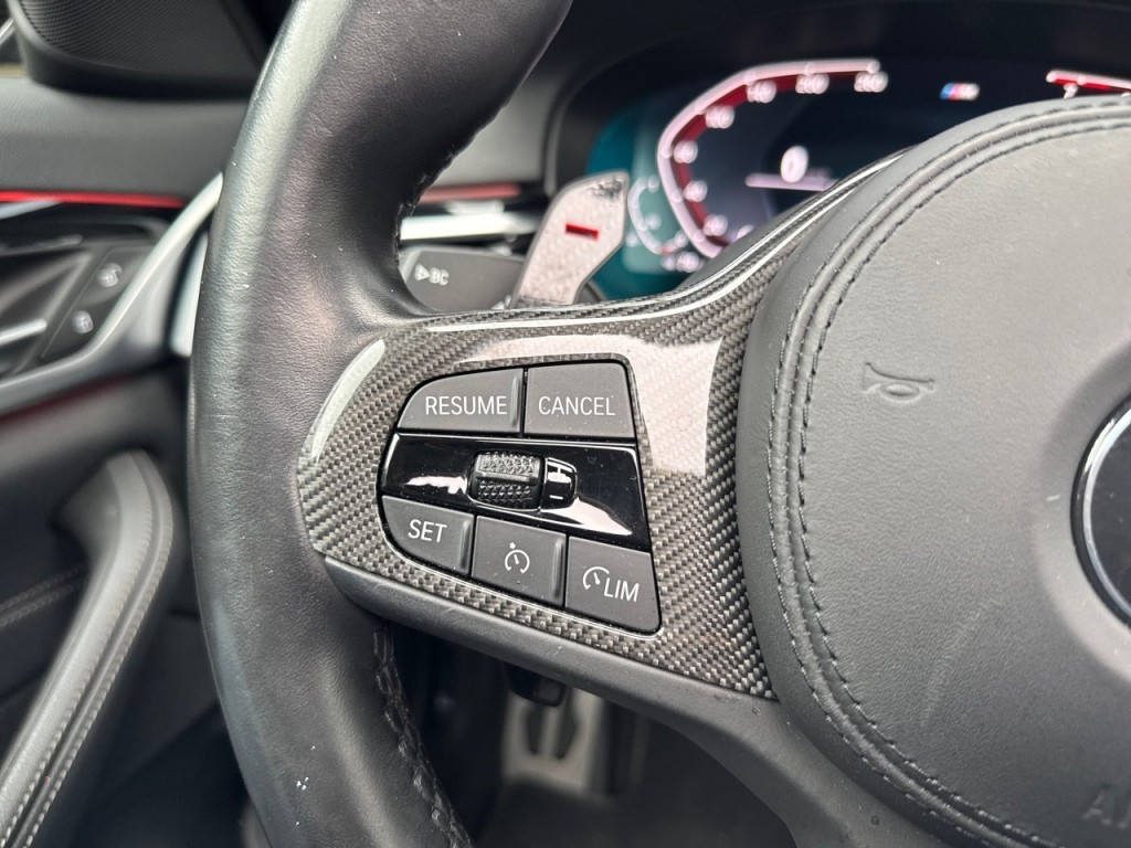 BMW-5-SERIE-540I XDRIVE M SPORT PANO-DAK/CAMERA/NAVI/LEDER/CARPLAY