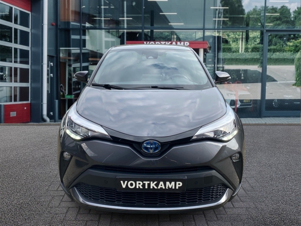 TOYOTA-C-HR-1.8 HYBRID BUSINESS PLUS CAMERA/NAVI/CRUISE