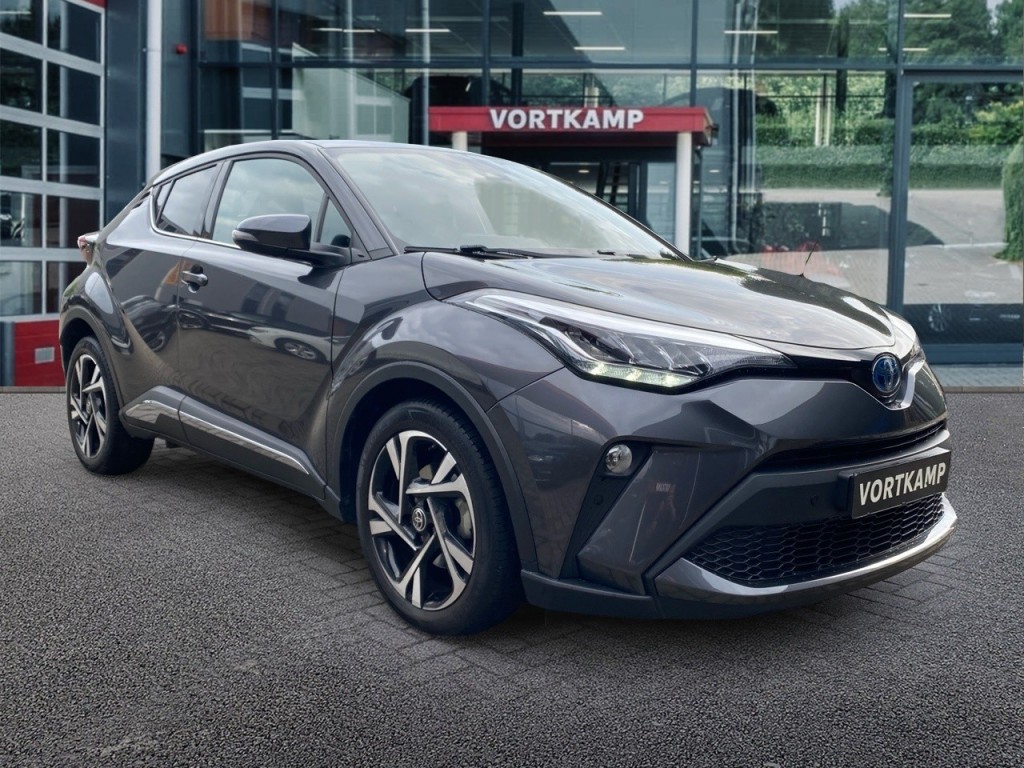 TOYOTA-C-HR-1.8 HYBRID BUSINESS PLUS CAMERA/NAVI/CRUISE