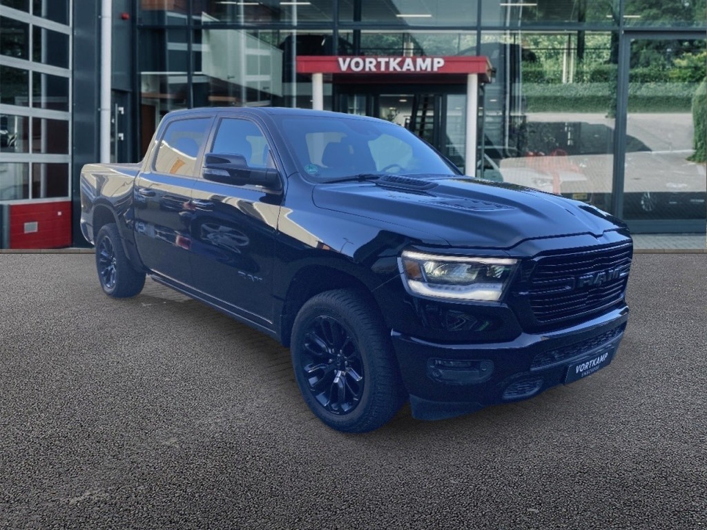 DODGE-RAM-1500 5.7 V8 4x4 Crew Cab Limited PANO-DAK/CAMERA/LEDER/STOELVENT