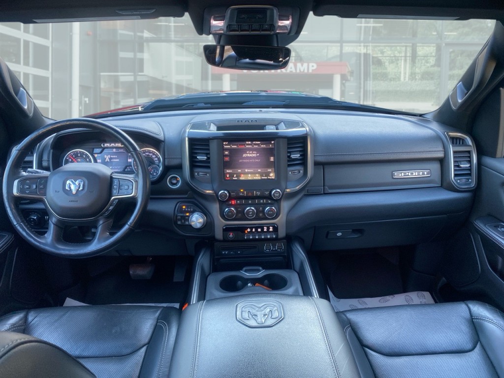 DODGE-RAM-1500 5.7 V8 4x4 Crew Cab Limited PANO-DAK/CAMERA/LEDER/STOELVENT