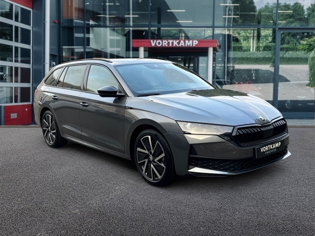SKODA-OCTAVIA-1.5 TSI MHEV 150PK SPORTLINE TREKHAAK/E-KLEP/CAMERA/ACC/NAVI