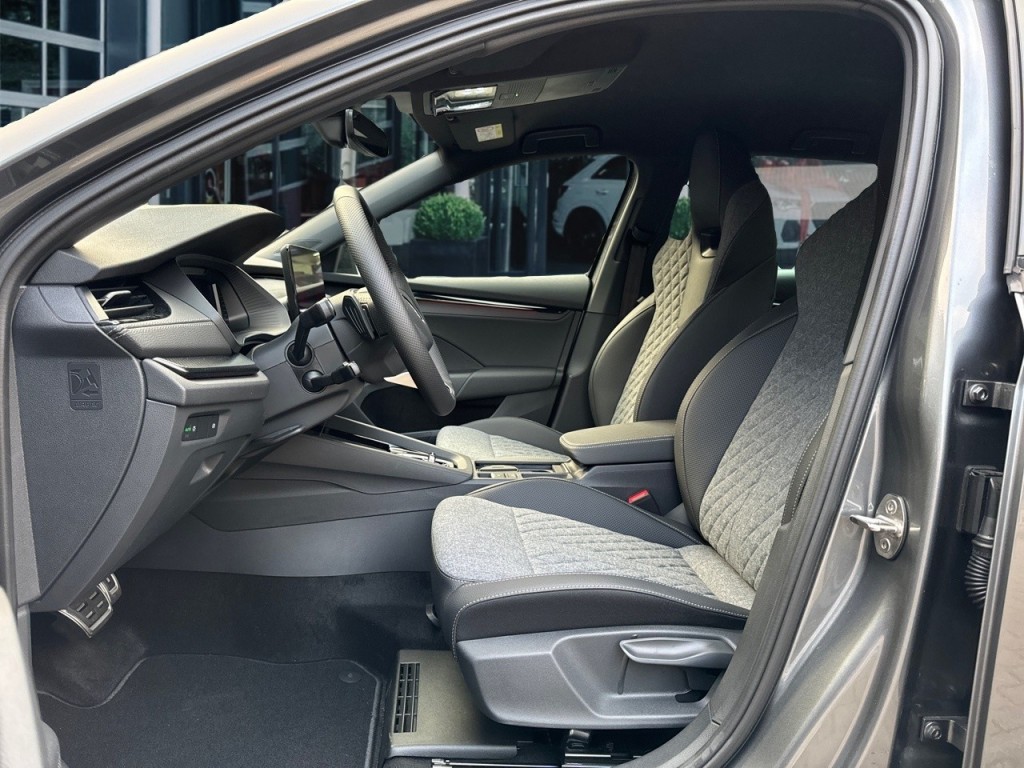 SKODA-OCTAVIA-1.5 TSI MHEV 150PK SPORTLINE TREKHAAK/E-KLEP/CAMERA/ACC/NAVI