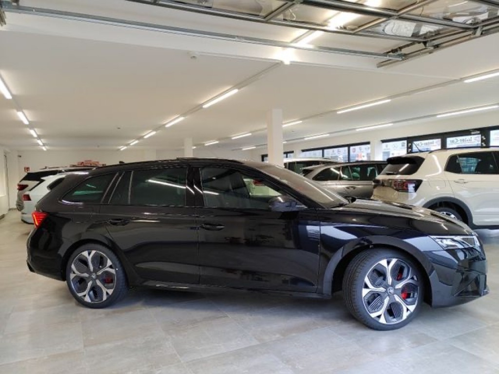 SKODA-OCTAVIA-2.0 TSI RS 265 PK DCC/LEDER/PANO-DAK/TREKHAAK/360-CAMERA