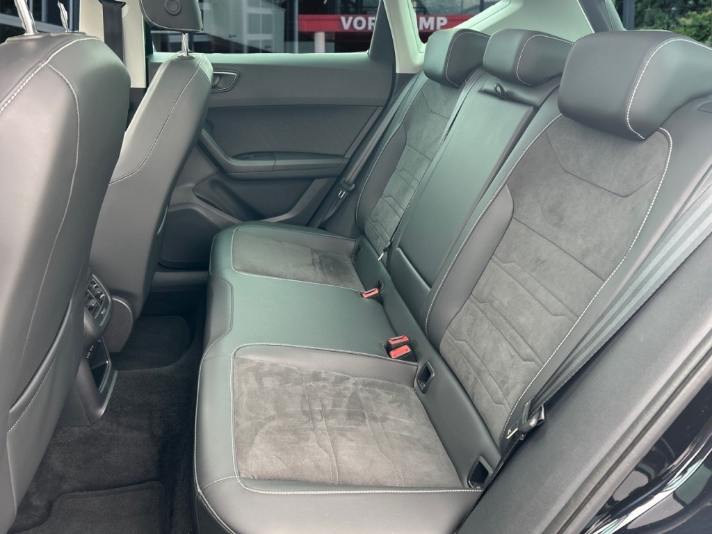 SEAT-ATECA-2.0 TDI DSG XPERIENCE 4DRIVE PANO-DAK/360-CAMERA/MEMORY/NAVI/ACC