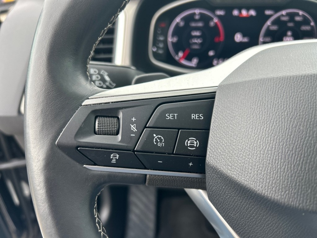 SEAT-ATECA-2.0 TDI DSG XPERIENCE 4DRIVE PANO-DAK/360-CAMERA/MEMORY/NAVI/ACC