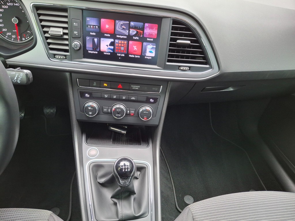 SEAT-LEON-1.0 TSI STYLE ULT.ED
