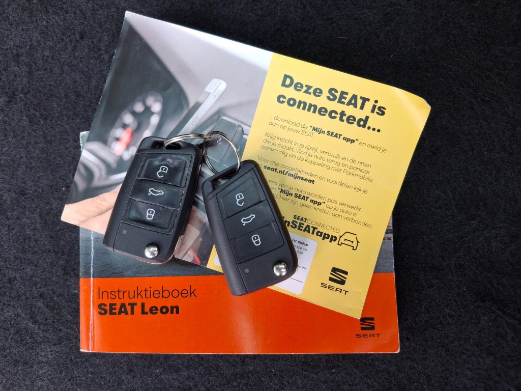 SEAT-LEON-1.0 TSI STYLE ULT.ED