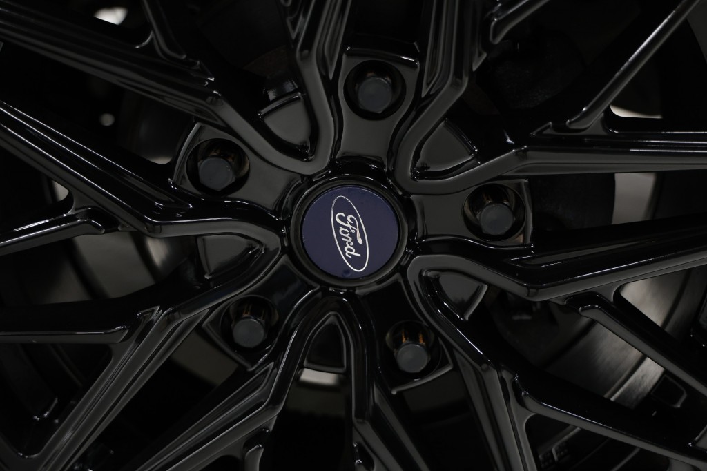 FORD-TRANSIT CUSTOM-300 2.0TDCI L1 H1 130PK SPORT Stoelvw/Cam/18inch/4S Band