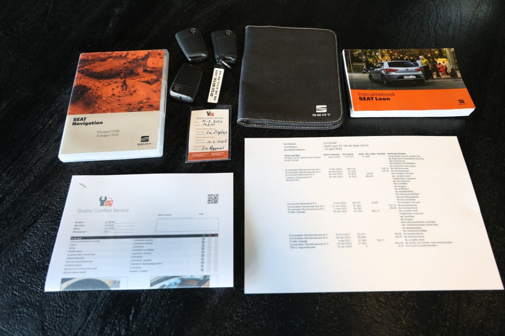 SEAT-LEON-ST Tsi 116pk Ultimate Edition Pano/Trekh/Leder/Virtual/Cam