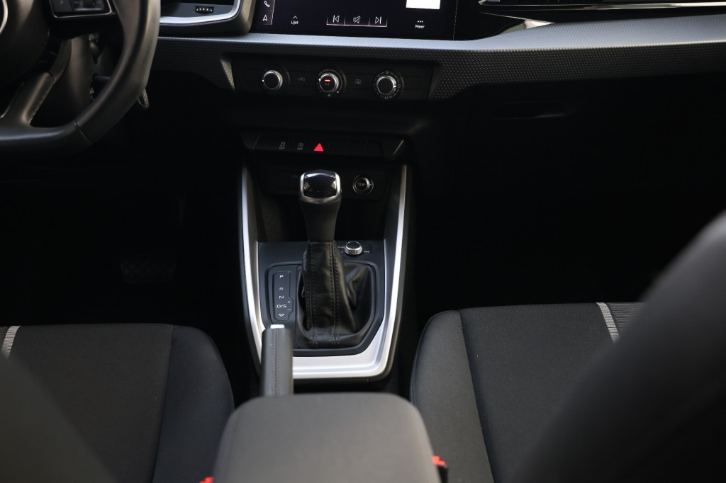 AUDI-A1-Sportback 30TFSI 110pk Aut. Advanced Ed. NAP/Virtual/Sfeer/Matr