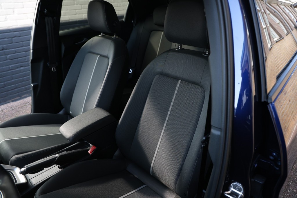 AUDI-A1-Sportback 30TFSI 110pk Aut. Advanced Ed. NAP/Virtual/Sfeer/Matr