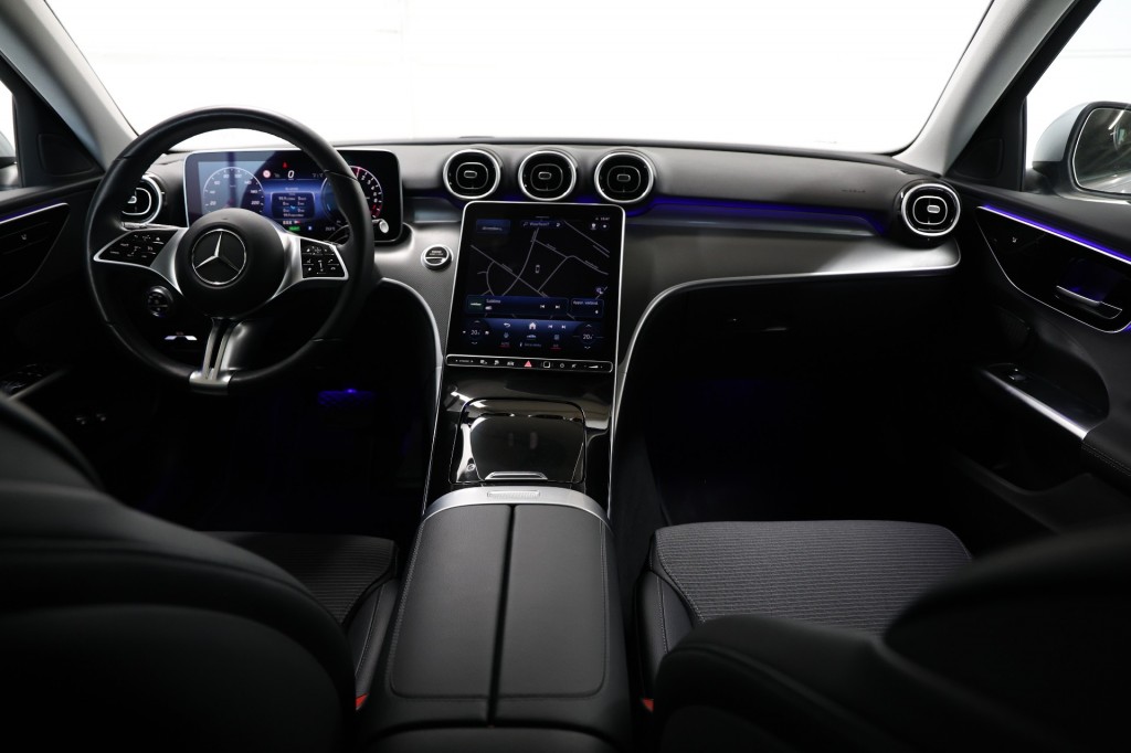 MERCEDES-BENZ-C-KLASSE-Estate 300 e Luxury 12mnd garantie/Trekhaak/NAP