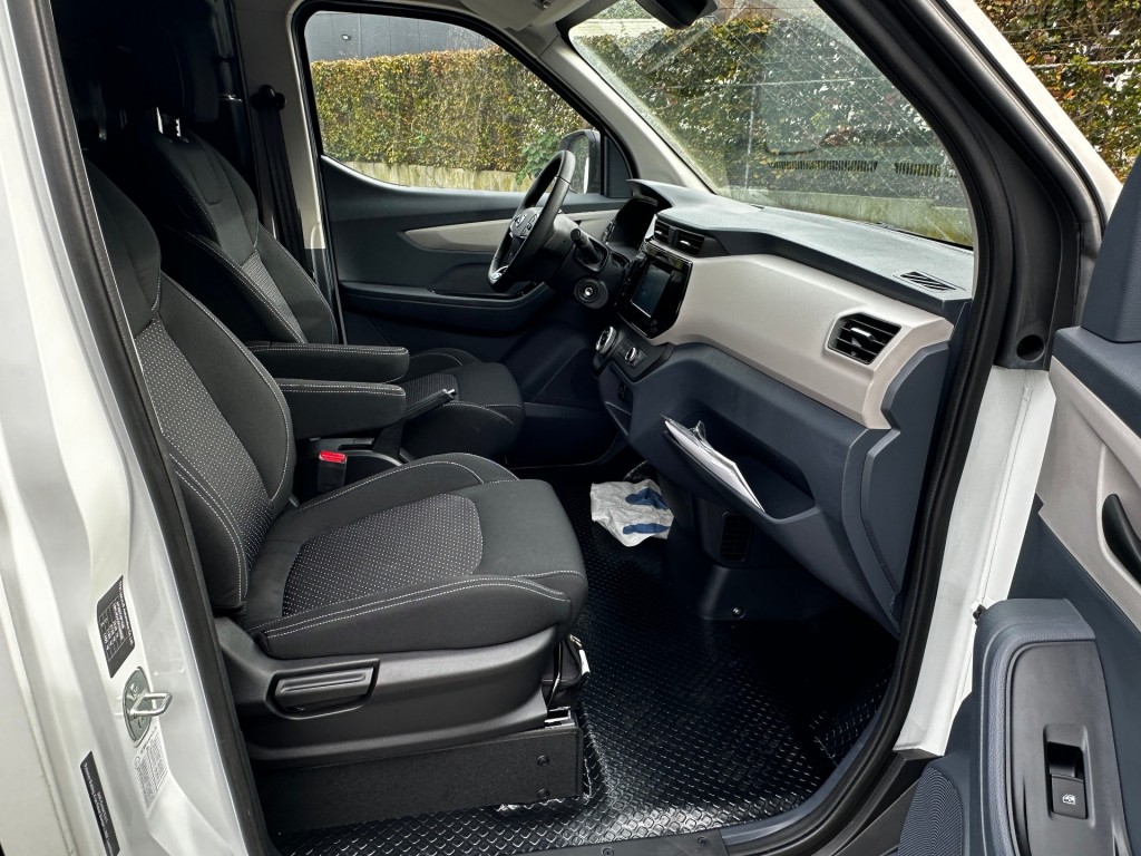 MAXUS-EDELIVER 3-e-DELIVER 3 L2 LWB