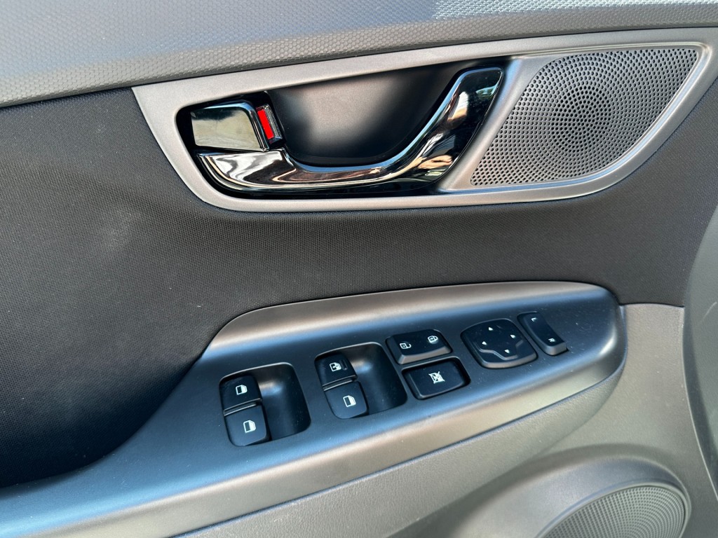 HYUNDAI-KONA-1.6 GDI HEV COMFORT