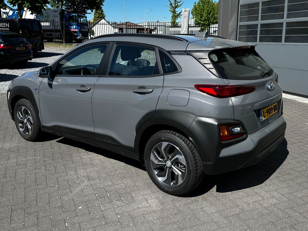 HYUNDAI-KONA-1.6 GDI HEV COMFORT