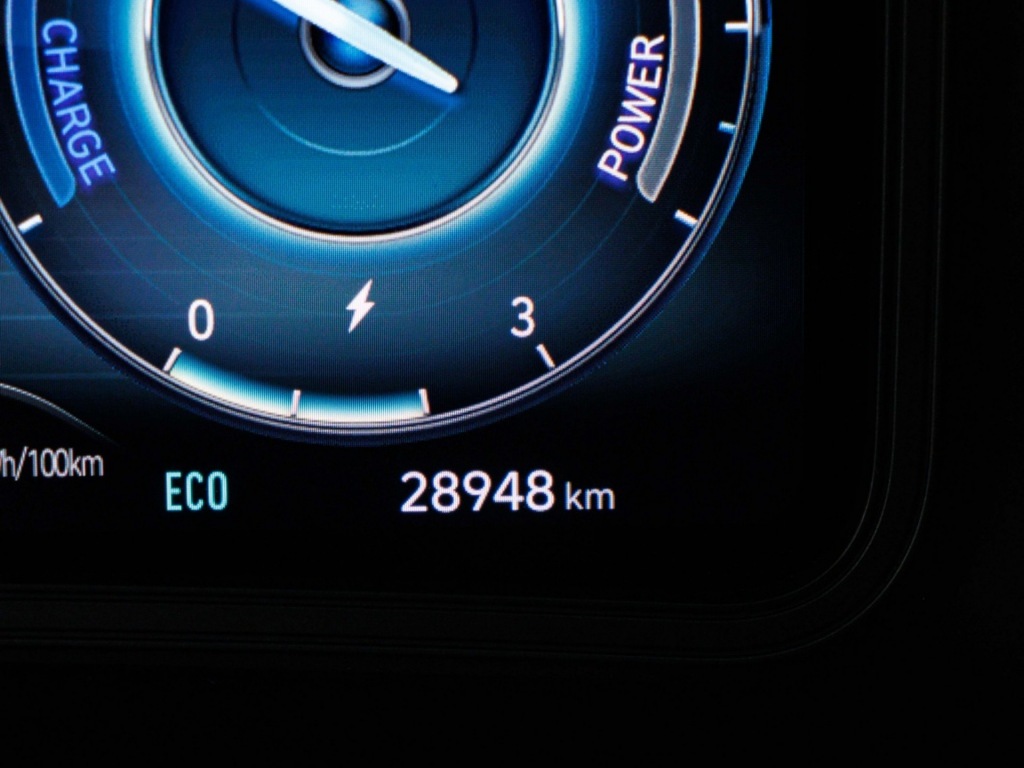HYUNDAI-KONA-EV Premium 64 kWh Private lease 609 pm