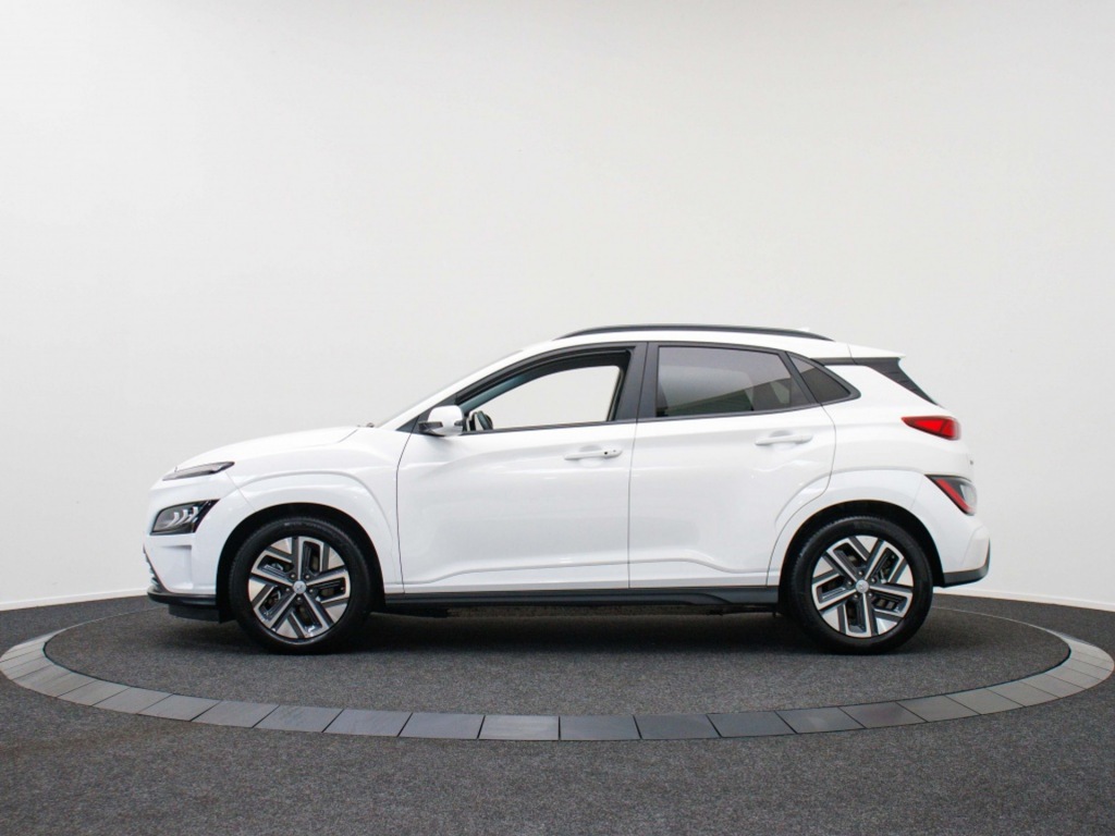 HYUNDAI-KONA-EV Premium 64 kWh Private lease 609 pm