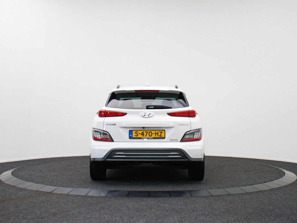 HYUNDAI-KONA-EV Premium 64 kWh Private lease 609 pm