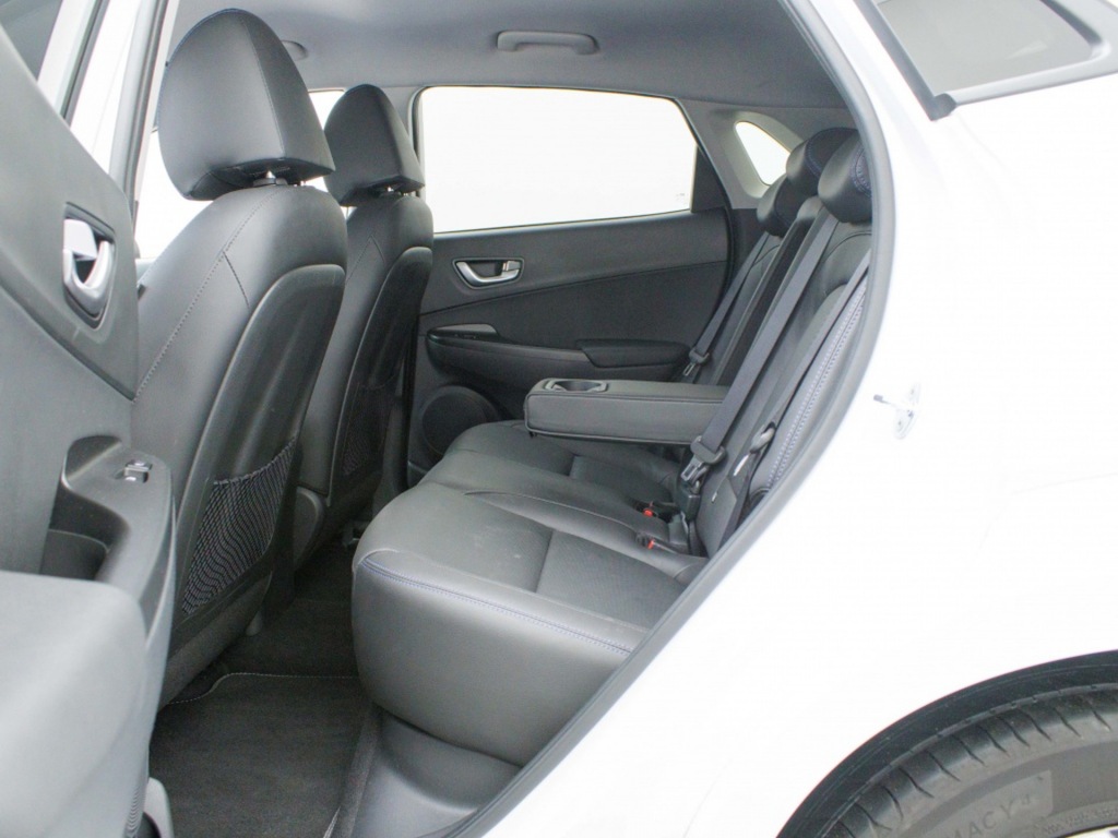 HYUNDAI-KONA-EV Premium 64 kWh Private lease 609 pm