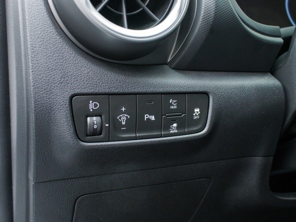 HYUNDAI-KONA-EV Premium 64 kWh Private lease 609 pm