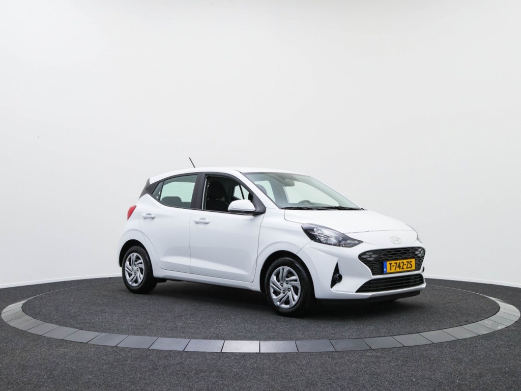 HYUNDAI-I10-1.0 Comfort Smart Private lease 309 p.m.