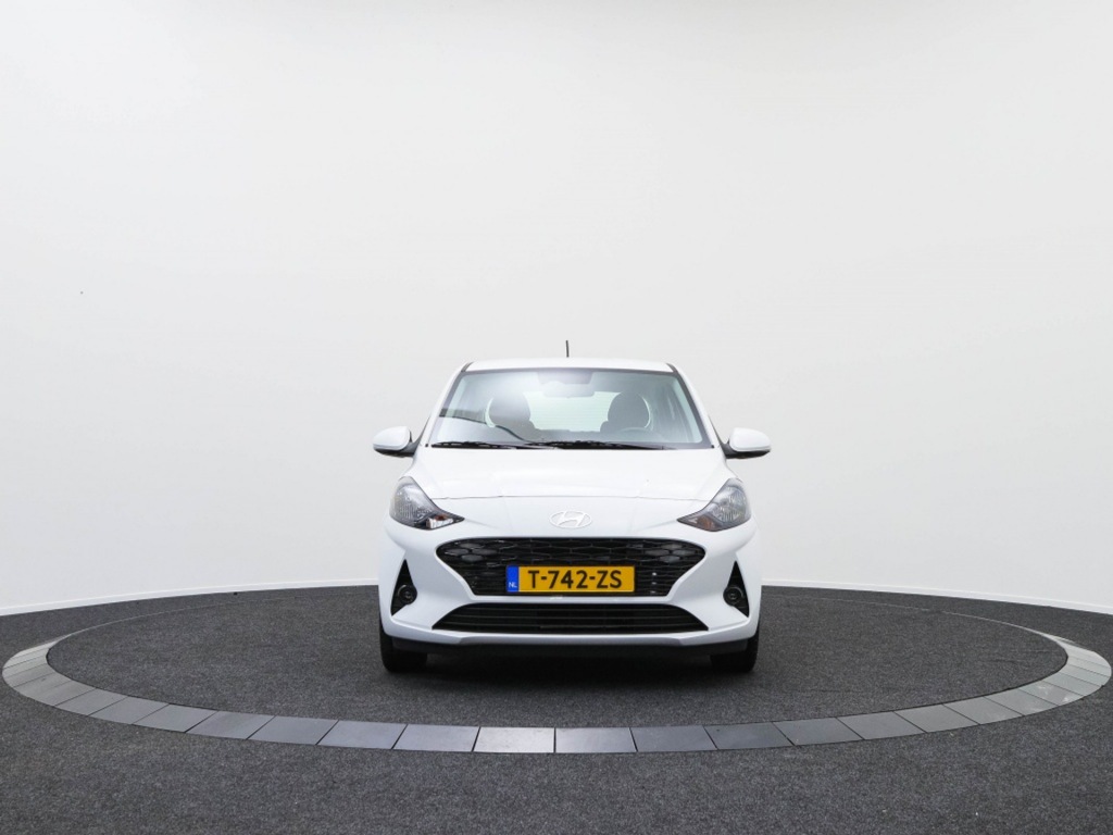 HYUNDAI-I10-1.0 Comfort Smart Private lease 309 p.m.