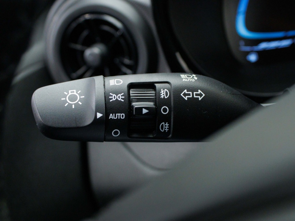 HYUNDAI-I10-1.0 Comfort Smart Private lease 309 p.m.