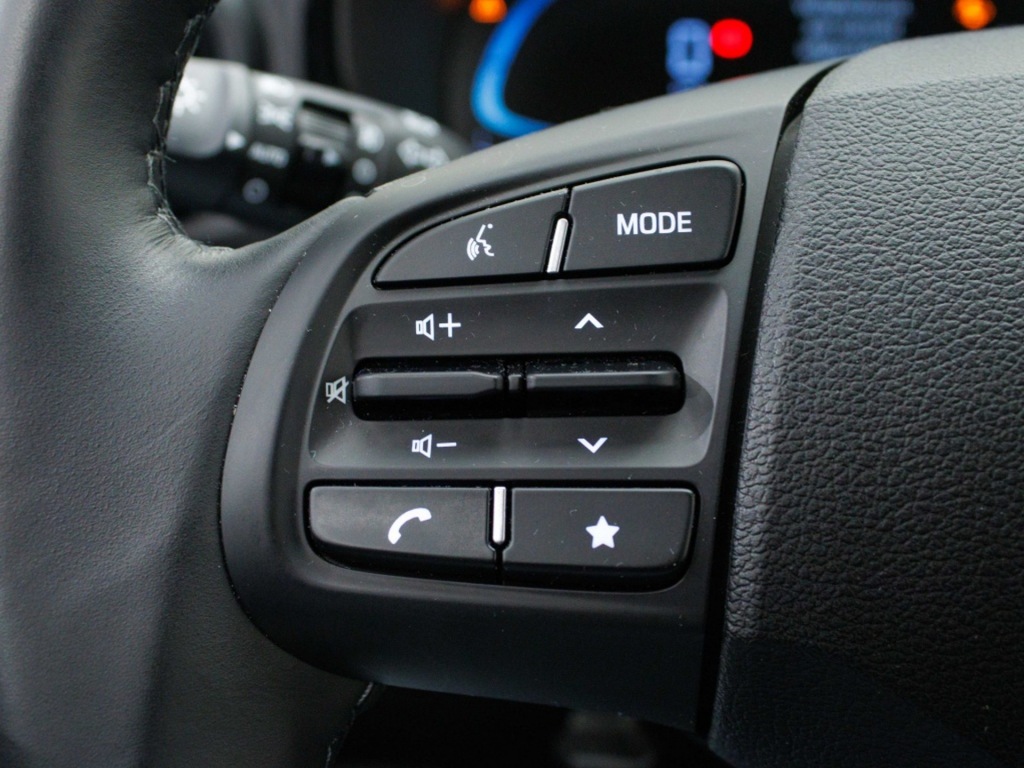 HYUNDAI-I10-1.0 Comfort Smart Private lease 309 p.m.