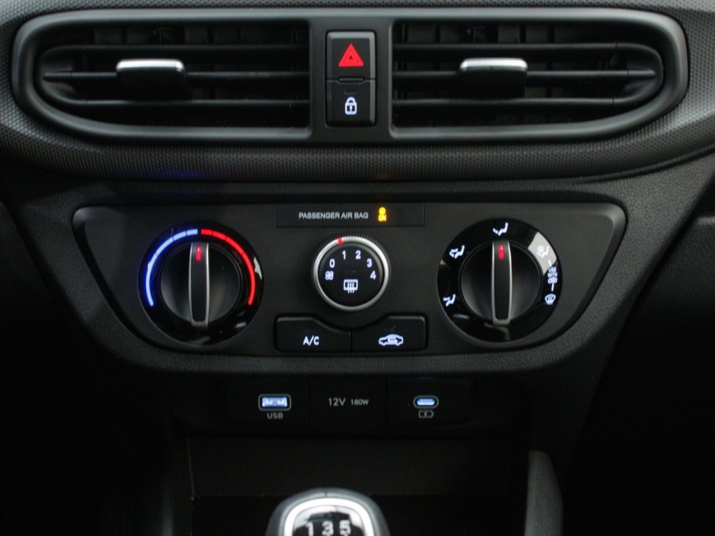 HYUNDAI-I10-1.0 Comfort Smart Private lease 309 p.m.