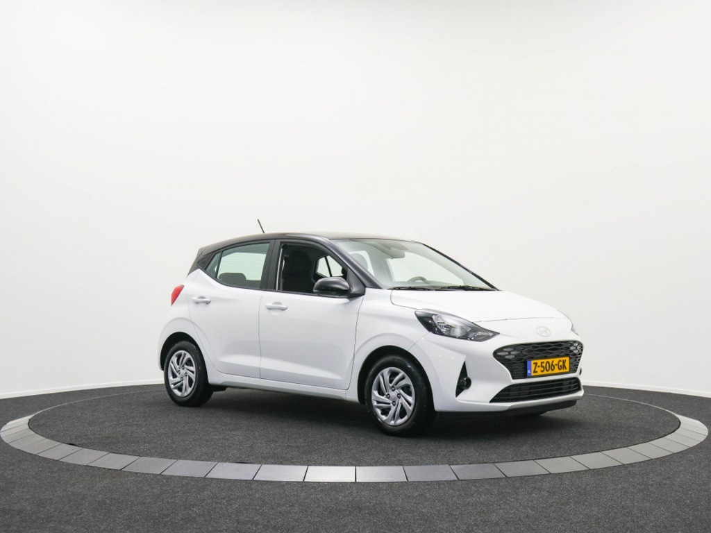 HYUNDAI-I10-1.0 Comfort Smart Private lease 319 p.m.