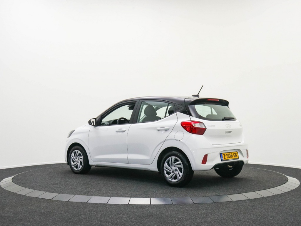 HYUNDAI-I10-1.0 Comfort Smart Private lease 319 p.m.