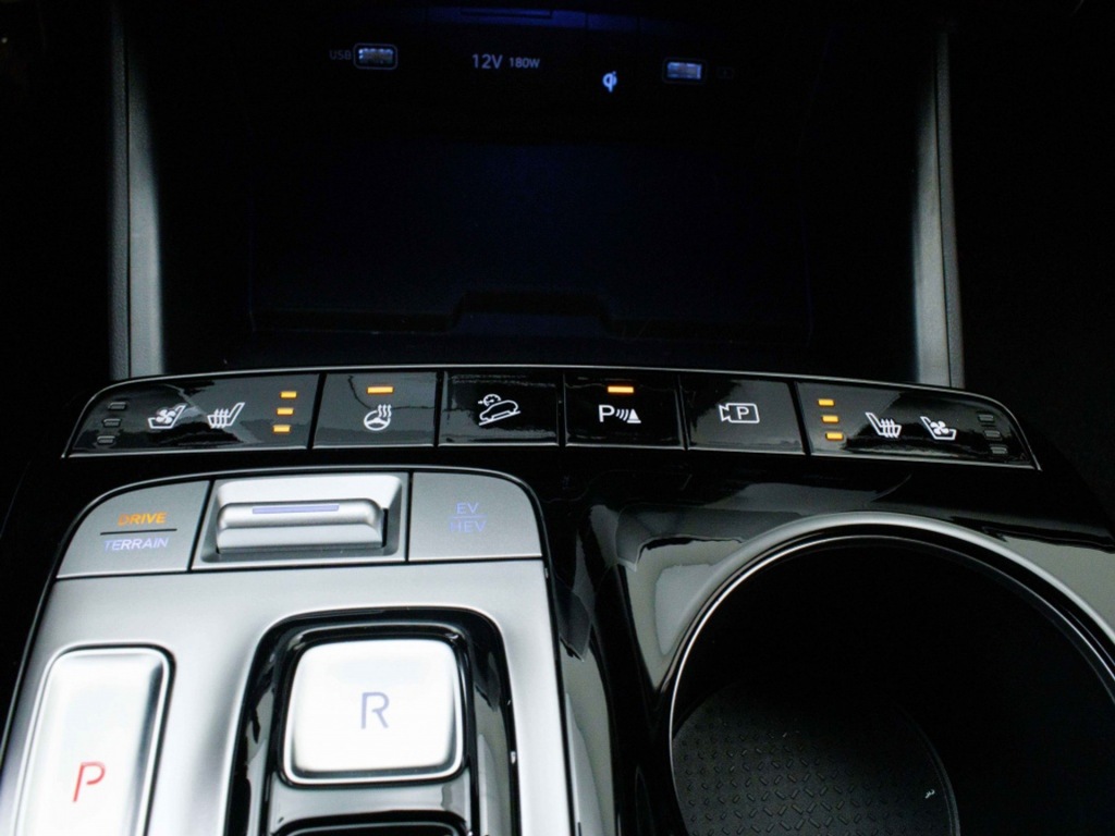 HYUNDAI-TUCSON-1.6 T-GDI PHEV Premium Oplaadbaar Private lease 699 p.m.