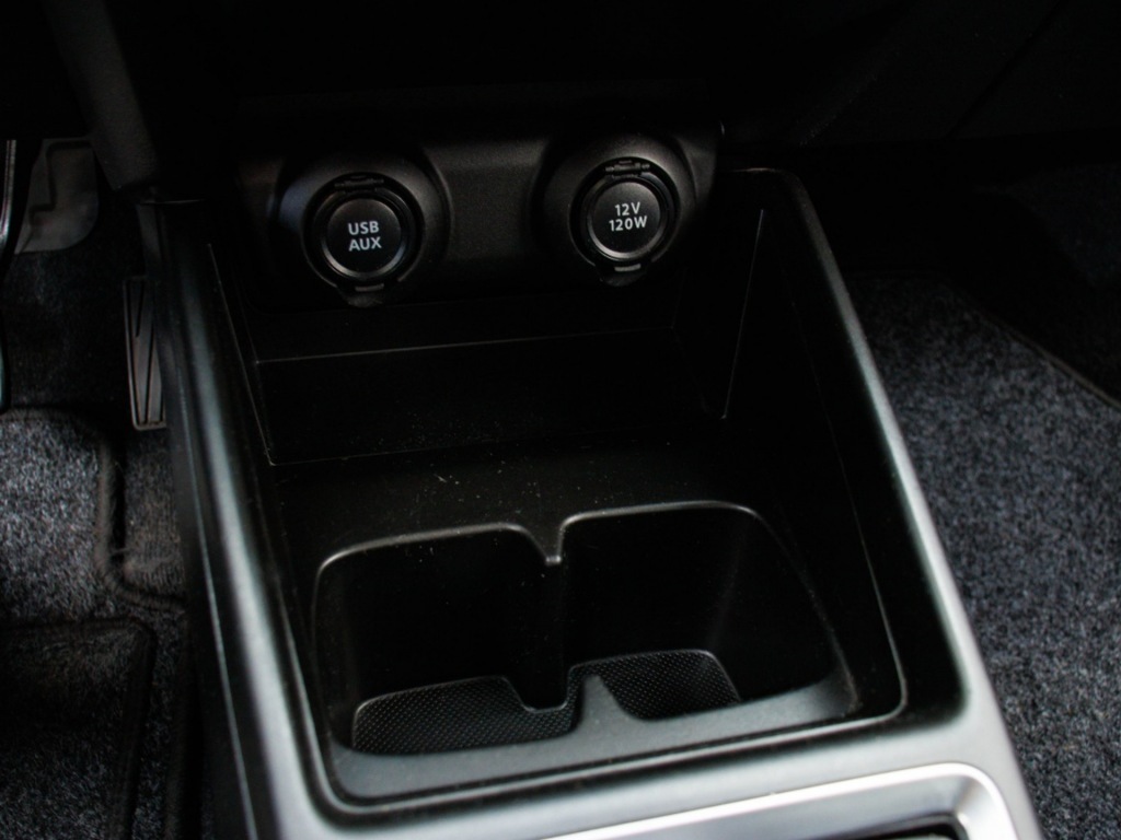 SUZUKI-SWIFT-1.2 Stijl Smart Hybrid All-seasons Navi by App