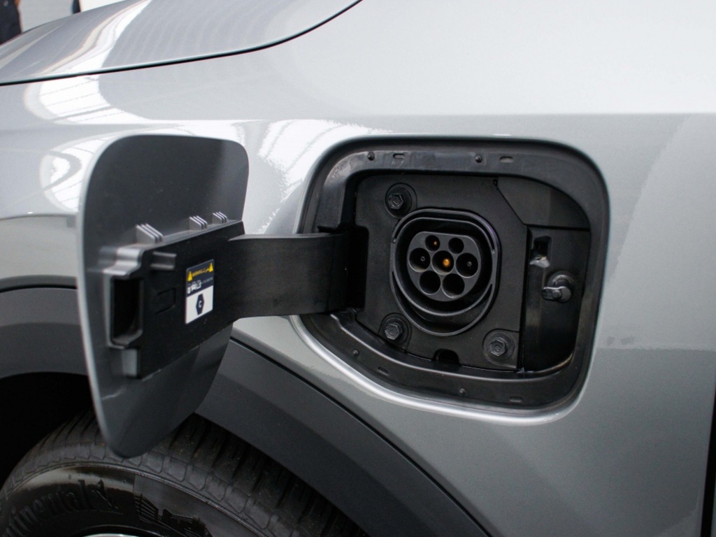 KIA-NIRO-1.6 GDi PHEV DynamicLine Private lease 499 pm