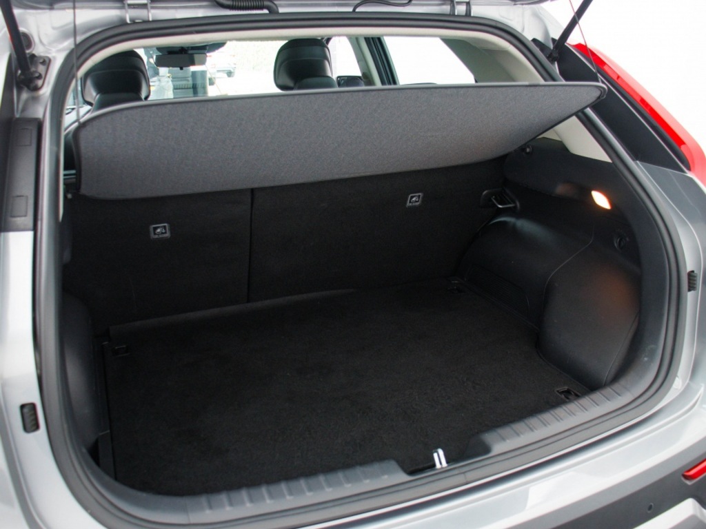 KIA-NIRO-1.6 GDi PHEV DynamicLine Private lease 499 pm
