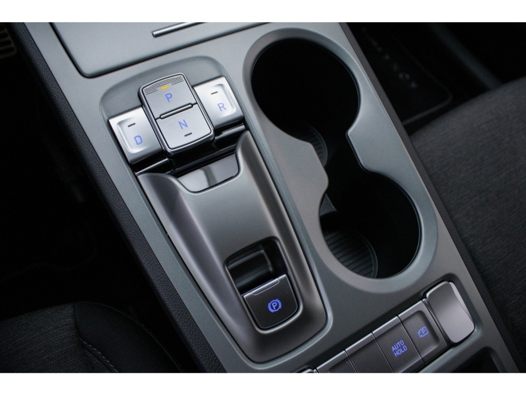 HYUNDAI-KONA-EV Fashion 64 kWh DEMO Private lease 569 p.m.