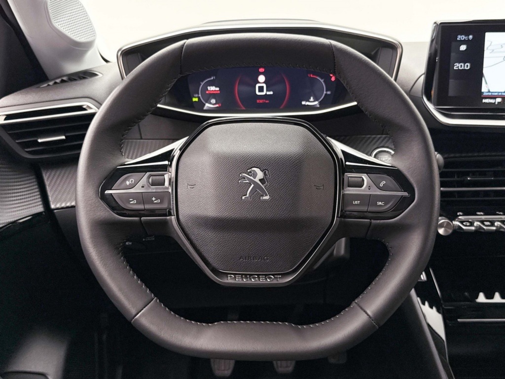 PEUGEOT-208-1.2 PT 100 Allure Private lease 389 pm