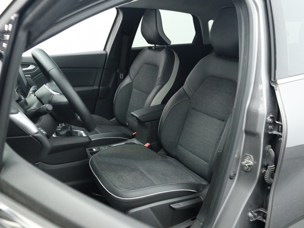 RENAULT-CAPTUR-1.0 TCe 90 techno Private lease 439 p.m.