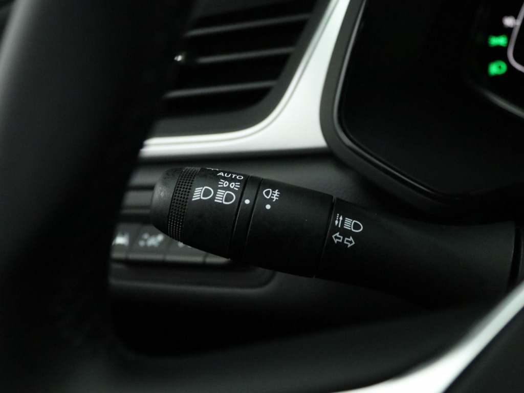 RENAULT-CAPTUR-1.0 TCe 90 techno Private lease 439 p.m.
