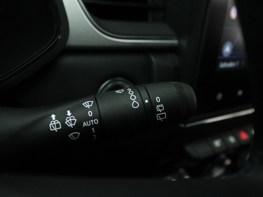 RENAULT-CAPTUR-1.0 TCe 90 techno Private lease 439 p.m.