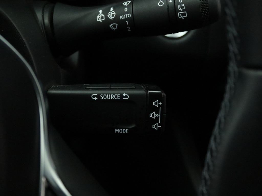 RENAULT-CAPTUR-1.0 TCe 90 techno Private lease 439 p.m.